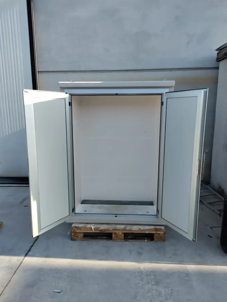 Edilceem Srl armadio-coibentato-edilceem-3
